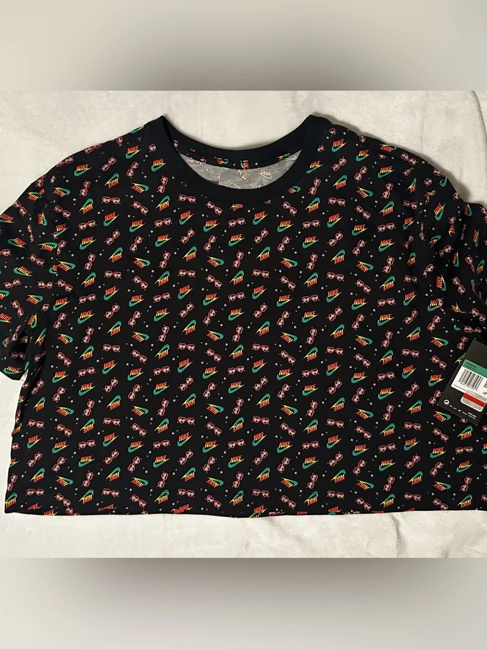 XL Nike Pride Cropped Tee